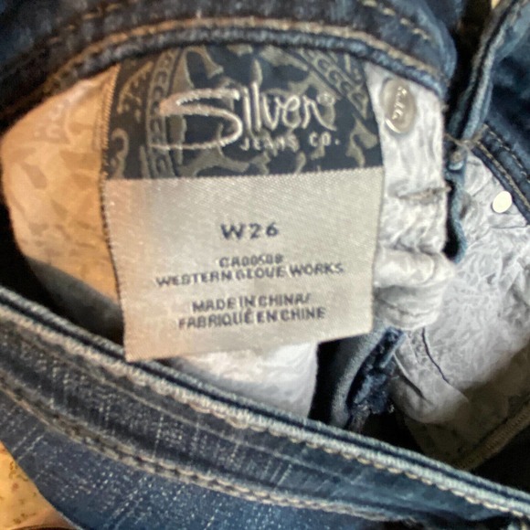 Silver Jeans Size 26 Aiko Kick Flare Capri/Crop Stretch Dark Wash 22" Inseam - Picture 5 of 8